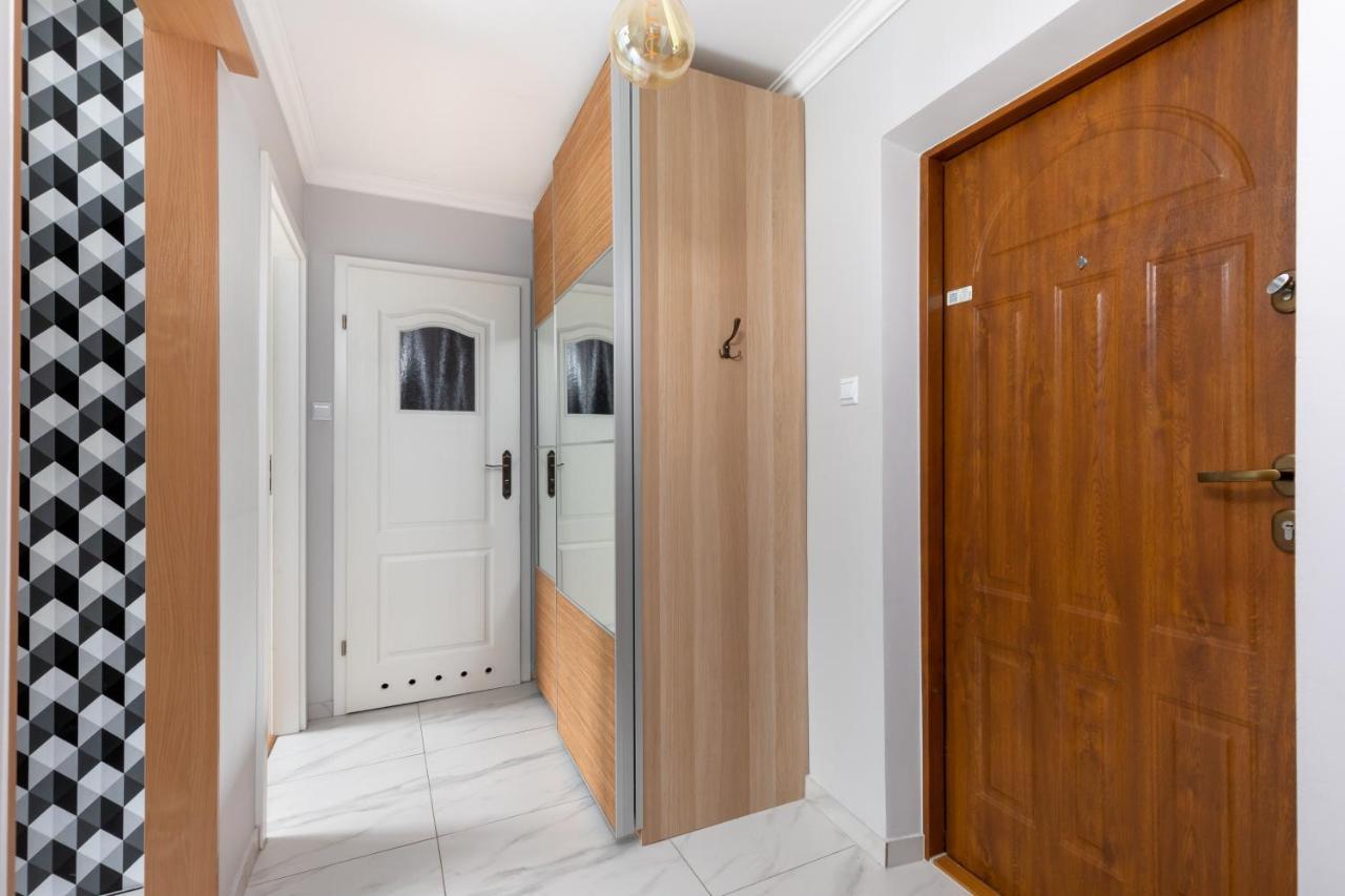 Rent Like Home - Hoza 38 Varsovia Exterior foto
